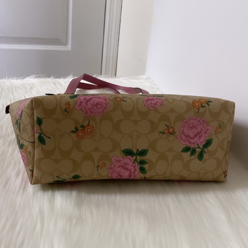NWT💃Coach Gallery Tote Bag In Signature Canvas With Prairie Rose - Picture 8 of 10